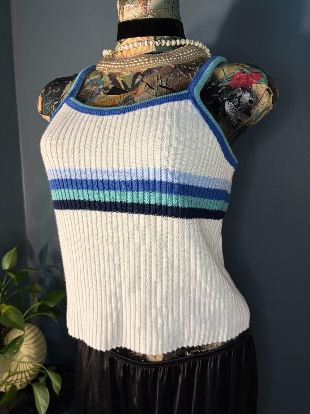 Basic Editions multi blue stripe white crop cami tank top
